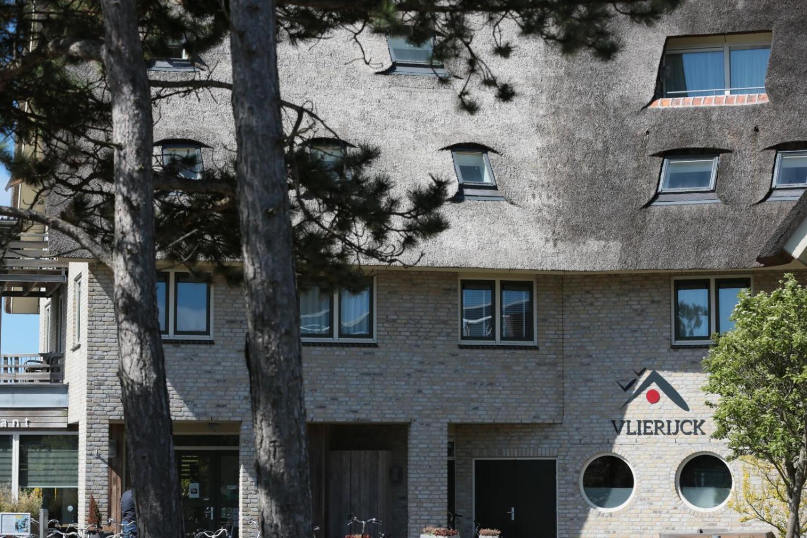 Vlierijck Aparthotel Vlieland Bagian luar foto